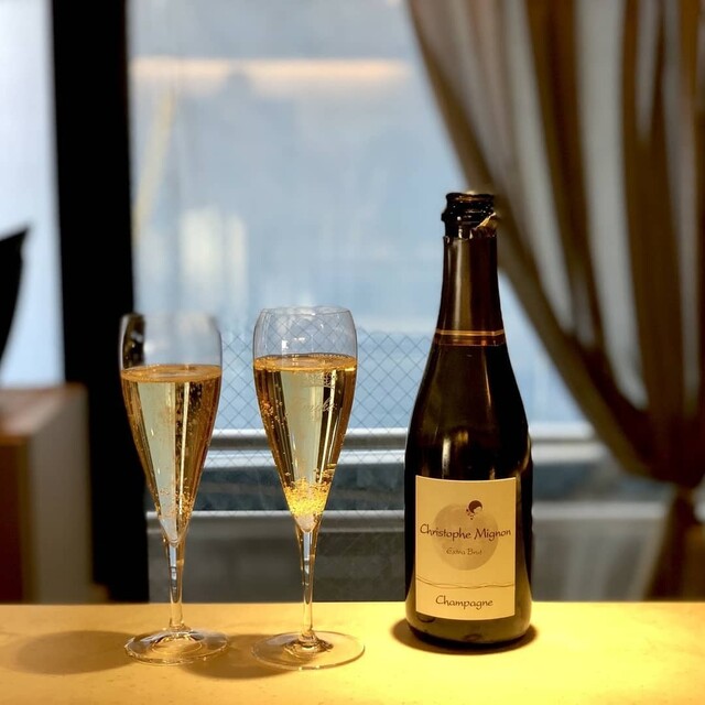 シャンパーニュジェ Champagne J 表参道 バー ネット予約可 食べログ シャンパーニュジェ Champagne J 表参道 バー ネット予約可 食べログ