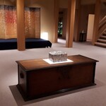 あさば - フロント。この広々した感じが贅沢！