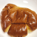 ブーランジェリー カワ - 自家製クリームパン　¥140