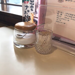 コーヒー＆レスト チャコール - 卓上