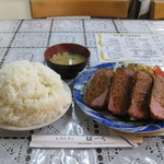 レストランばーく - ハムカツ定食 大盛り(700円＋300円)