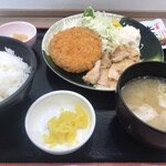 ひのでや食堂 pasar蓮田店 - 