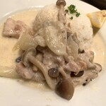 ビルボケ - 鶏肉ときのこのクリーム煮 ライス添え