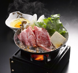 h Washoku Sushi Dainingu Tenryuu Honten - 和牛すき焼き*自家製の割下*