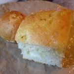 RISTORANTE To the Door - パンはなかなか美味しい