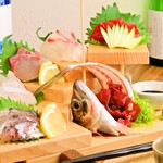 Assorted sashimi