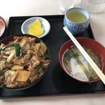 Shinei rou - 肉丼650円税込