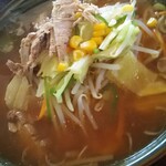 そば処 久楽 - 角度を変えてもボリューム満点(≧▽≦)