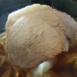 そば処 久楽 - 噛めば噛むほどお肉の味が拡がる品♪