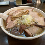 手打らーめん　玄 - 手打ちゃーしゅー大盛り