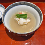 銀座 しのはら - 止め椀、先吸いの上品な旨味も良かったが、こちらの濃厚だけど優しく強烈な旨味　感動！