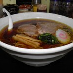 麺屋かわせみ - 醤油ラーメン 700円