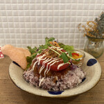 オヤツヤ イス - 