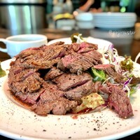 キャトルラパン - ステーキランチ(肉400g)