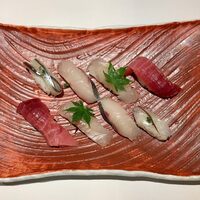すし尽誠 - インドマグロのトロ、真鯛、シマアジ、サヨリ