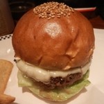 「チーズバーガー」です