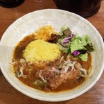 SPICY CURRY 魯珈 - ぽん酢で柔らか宮崎県産手羽元のカレー~蓮ren-~