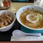 食事処 あむ - 本日の日替わり定食710円です