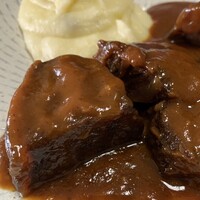 L'EAU - 和牛ホホ肉のシチュー