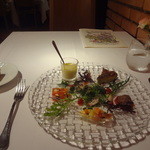 フィオッキ - 前菜6品盛り合わせ、フォカッチャ