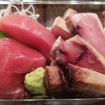 Totorou - 生マグロと炙り大トロの盛り合わせ(1480円)