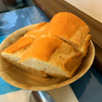 ギリシャ料理 taverna ミリュウ - 煮込みにはパン！