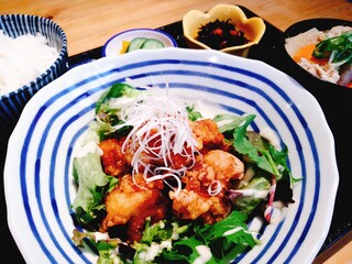 h Nihonshu Hotaru - 鶏唐揚げ葱ソース定食♪　甘しょっぱいソースでご飯がススムススム！　ご飯大盛り無料！