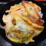 箱根茶屋 - ミニかつ丼（350）は肉３切れ