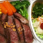 Yaki Miso Ramen Yadoya - イイお肉のステーキ飯 750円