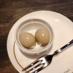 バー ライト - 突き出し 500円
      うずら