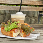 imacoco coffee - 氷ラテ と ホットドック