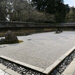 信川円 - 龍安寺 (2016年1月訪問時に撮影)