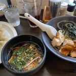 麺屋 承太郎 - 冷やしつけ麺と餃子。