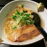 麺屋軌跡 - 鯛塩ラーメン　700円