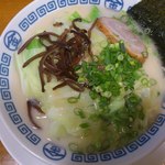 Marukin Ramen - まるきんラーメン￥600+キャベツいっぱい￥150