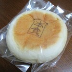 本間製パン - あんぱん 200円（税込）。　　　　　2020.05.27