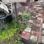 なたね - 入口 こちらから どうぞ…