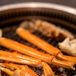 六歌仙 - 2020.5 ガスロースターで蟹やオマール海老を焼いています