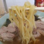 ラーメン イレブン - 麺リフト