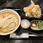 讃岐うどん 白庵 - ひやひやとり天セット大盛り、ちくわ天トッピング