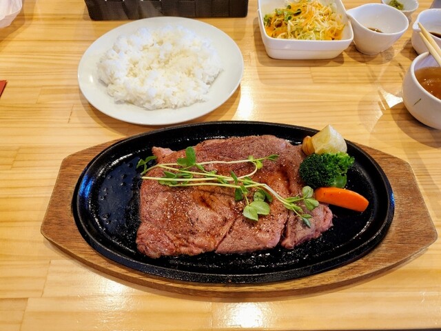 ステーキ くにお - 羽後牛島（ステーキ）の写真