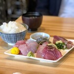 すし・魚処 のへそ  - 刺身定食