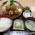 Uosute - 唐揚げ定食(700円) 通常は750円