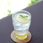 天 - 柚子ソーダ