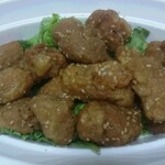 ロサンゼルス - 唐揚げ（810円）