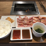 Yakiniku Raiku - 