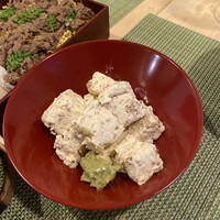 カルネジーオ イースト - そぼろチーズ