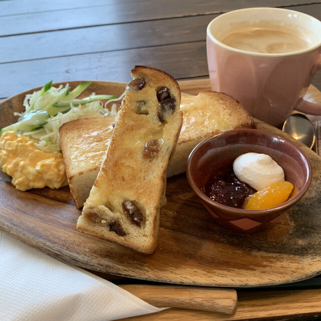 ベイカーズワークス 旧店名 パンハウス 常滑 パン 食べログ