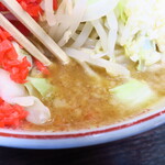 ラーメン二郎 - スープ