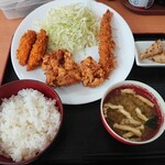 ごはん処 味咲家 - 味咲家定食